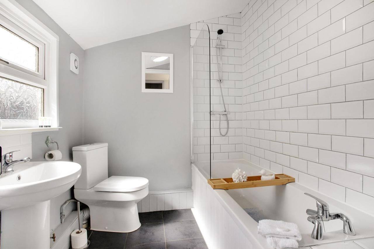 Elegantly 2-Bedroom In Ashington, Sleeps 3 Ashington  Kültér fotó